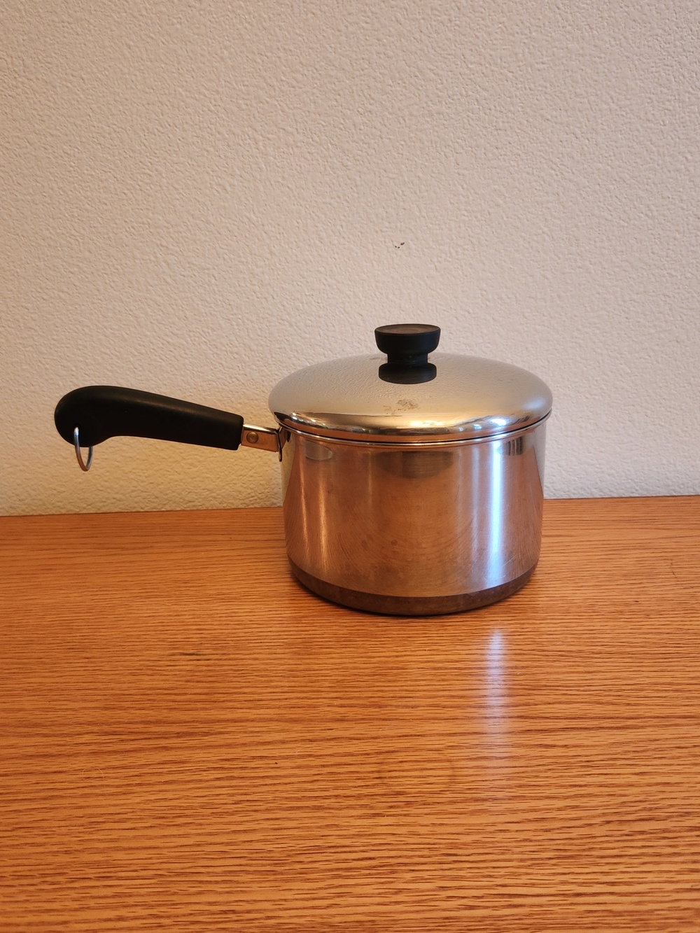 Stainless Steel Saucepan with Lid and Black Handle 3 Quart